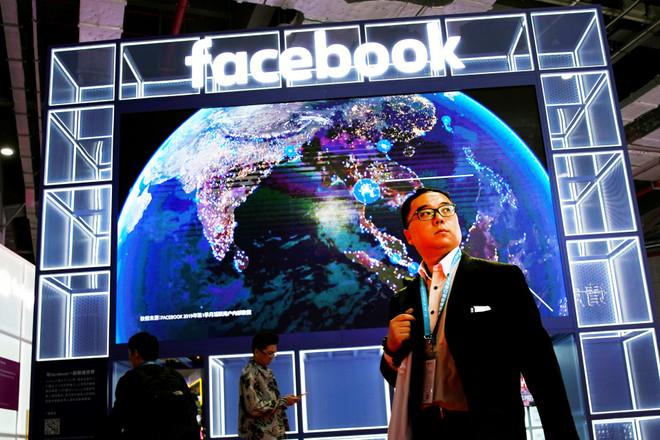Facebook mạnh tay xóa tin giả mạo về virus corona. (Ảnh: Reuters) Facebook mạnh tay xóa tin giả về dịch bệnh do virus corona ảnh 1