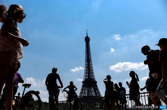 Thủ đô Paris vẫn là địa điểm du lịch hàng đầu thế giới ảnh 1