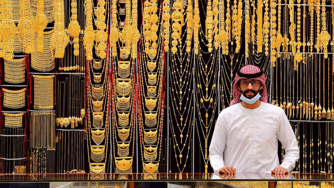 Chứng khoán khởi sắc, giá vàng châu Á đi xuống phiên đầu tuần 29/3 ảnh 1