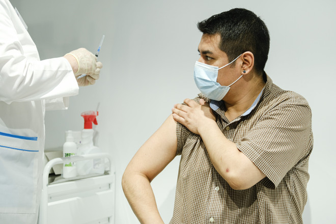 Khoảng 1/4 dân số Nga đã có kháng thể chống lại virus SARS-CoV-2 ảnh 1