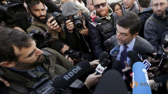 Italy bắt đầu xét xử vụ bê bối mafia cấu kết quan chức chính quyền ảnh 1