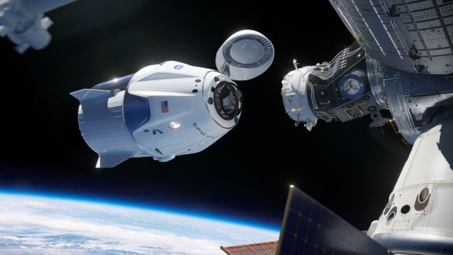 Tàu vũ trụ của SpaceX. (Ảnh: AP) Tàu vũ trụ Crew Dragon kết nối thành công với trạm ISS ảnh 1