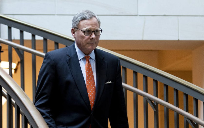 Mỹ: Chủ tịch Ủy ban Tình báo Thượng viện Richard Burr từ chức ảnh 1