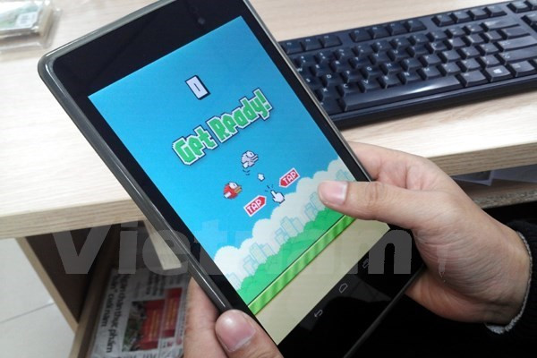 Flappy Bird có ảnh hưởng mạnh mẽ về tư duy phát triển trò chơi. (Nguồn: Vietnam+) Flappy Bird lọt vào danh sách 10 sự kiện Internet của năm ảnh 1