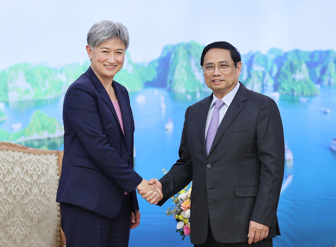 Thủ tướng Phạm Minh Chính tiếp Bộ trưởng Ngoại giao Australia Penny Wong. (Ảnh: Dương Giang/TTXVN) Australia tích cực triển khai Chiến lược tăng cường hợp tác với VN ảnh 1