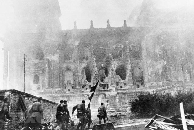 Chiến thắng phátxít và những cuộc đấu tranh chống tư tưởng phátxít mới ảnh 2