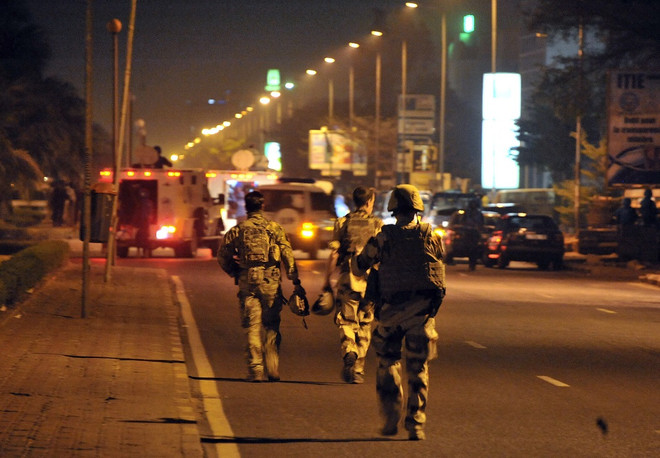 Mỹ cảnh báo công dân về nguy cơ khủng bố cao tại Mali và Kabul ảnh 1