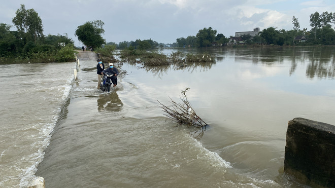 Lào Cai: Tìm thấy thi thể nạn nhân thứ hai bị lũ cuốn trôi ở Sa Pa ảnh 1