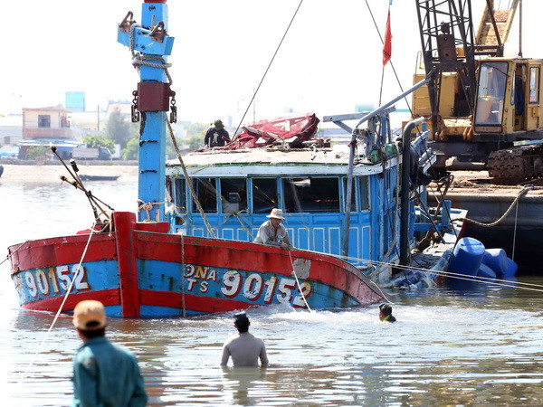 [Video] Bằng chứng tố cáo Trung Quốc đâm chìm tàu cá Việt Nam ảnh 1