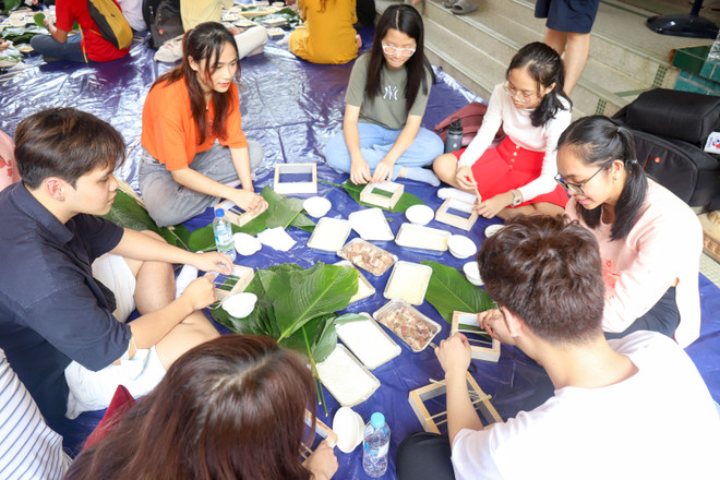 Xuân Quý Mão 2023: Sinh viên Việt Nam tại Singapore vui đón Tết ảnh 2