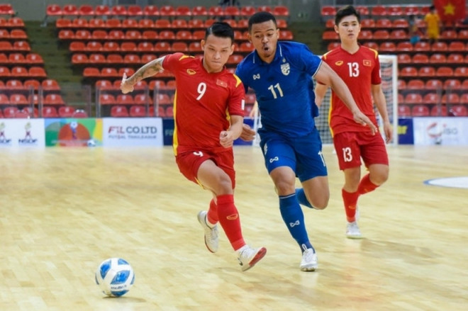Đội tuyển Futsal Việt Nam không vượt qua được Thái Lan tại trận Bán kết. (Nguồn: VFF) Thua Thái Lan tại BK, Futsal Việt Nam gặp Myanmar ở trận tranh hạng Ba ảnh 1
