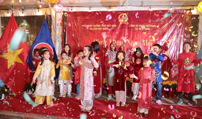 Phái đoàn Việt Nam tại LHQ tổ chức Tết Cộng đồng-Xuân Quê hương ảnh 2