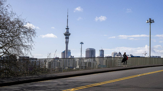 New Zealand ghi nhận thêm nhiều ca nhiễm COVID-19 trong cộng đồng ảnh 1