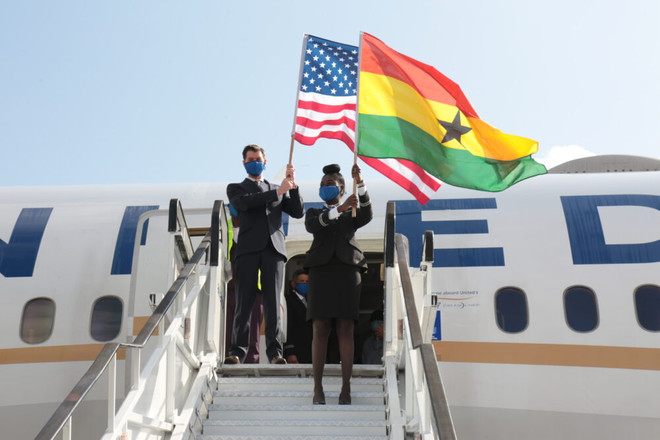 Chuyến bay của United Airlines tới sân bay Kotoka của Ghana. (Nguồn: United Airlines) Hàng không Mỹ mở lại chuyến bay đến Ghana sau một thập kỷ gián đoạn ảnh 1