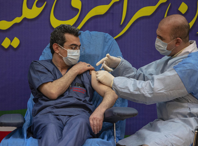 Tổng thống Iran cảnh báo về làn sóng lây nhiễm dịch bệnh mới ảnh 1