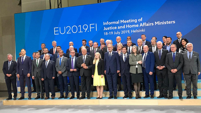 EU vẫn chia rẽ về "cơ chế thống nhất" trong việc tiếp nhận người di cư ảnh 1