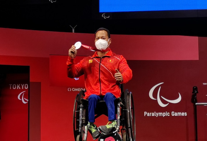 Lực sỹ Lê Văn Công - Nhà vô địch của nỗ lực và lòng nhân ái ảnh 1