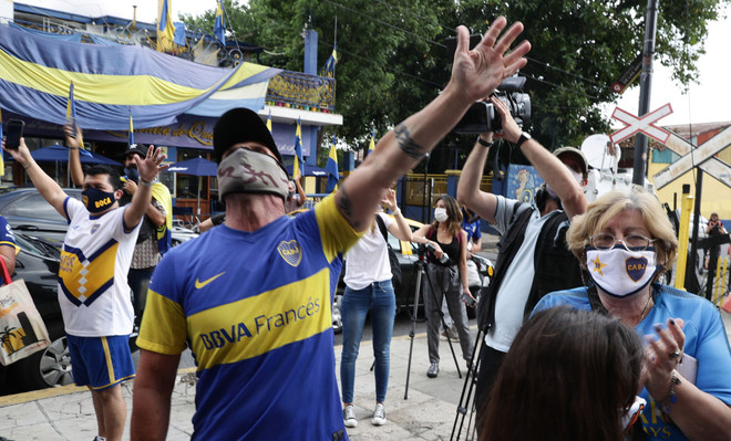 [Video] Đất nước Argentina tri ân huyền thoại bóng đá Maradona ảnh 1
