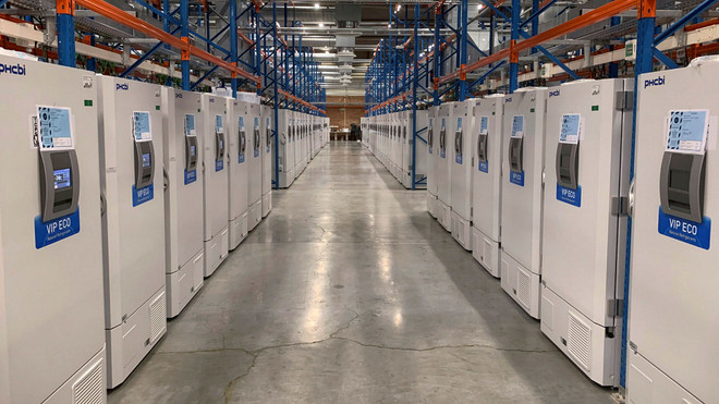 Mỹ: FDA cho phép bảo quản vắcxin Pfizer/BioNTech bằng tủ thông thường ảnh 1