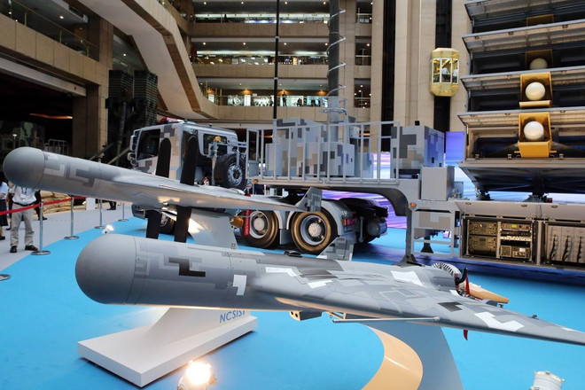 Đài Loan ra mắt nhiều loại vũ khí, trang thiết bị quân sự tối tân ảnh 1