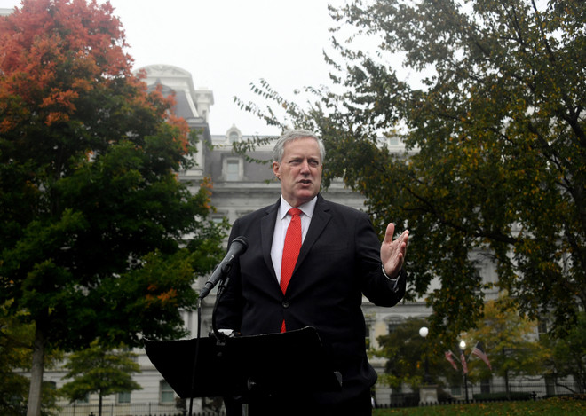 Cựu Chánh Văn phòng Nhà Trắng hợp tác điều tra vụ bạo loạn đồi Capitol ảnh 1