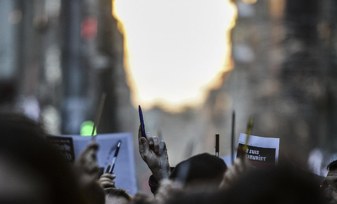 Biểu tình ở Thổ Nhĩ Kỳ phản đối tòa soạn báo Charlie Hebdo ảnh 1