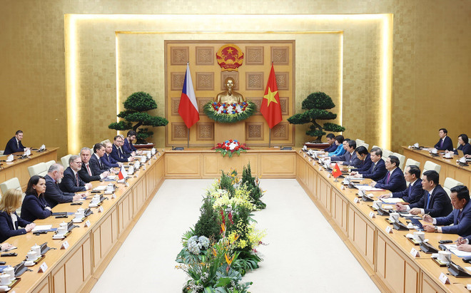Thủ tướng Phạm Minh Chính hội đàm với Thủ tướng Cộng hoà Séc Petr Fiala. (Ảnh: Dương Giang/TTXVN) Thủ tướng Phạm Minh Chính hội đàm với Thủ tướng CH Séc Petr Fiala ảnh 2
