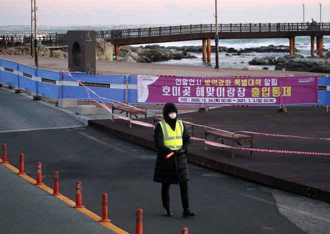 Thái Lan có thêm 2 ca tử vong, Singapore đóng cửa với du khách Nam Phi ảnh 2