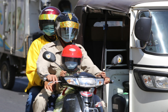 Ấn Độ phê chuẩn lưu hành khẩn cấp vắcxin AstraZeneca/Đại học Oxford ảnh 2