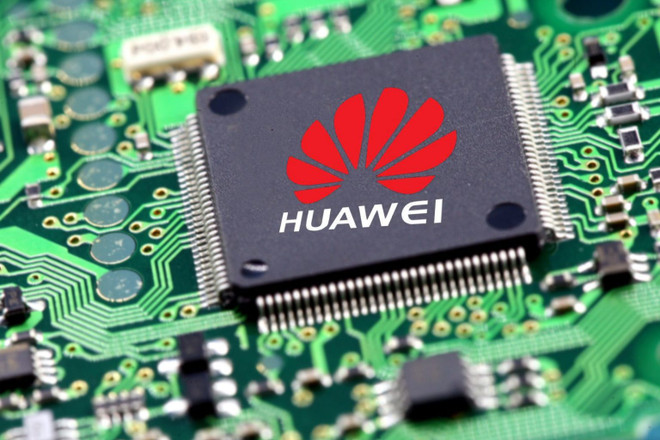 (Ảnh minh họa: AFP) Huawei cáo buộc Mỹ gây ra tình trạng thiếu hụt chip trên toàn cầu ảnh 1