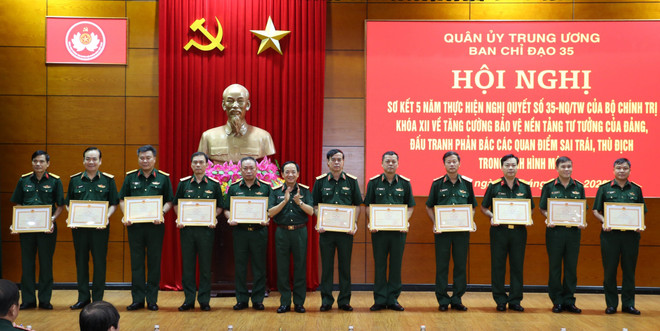 Quân đội tham gia bảo vệ vững chắc nền tảng tư tưởng của Đảng ảnh 3