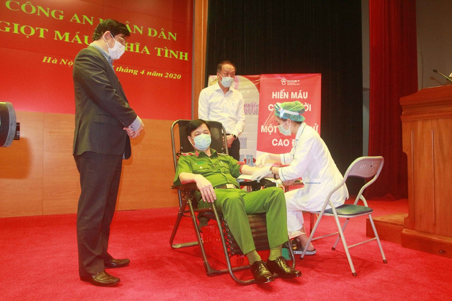 Hơn 4.000 chiến sỹ Cảnh sát cơ động đăng ký hiến máu tình nguyện ảnh 1