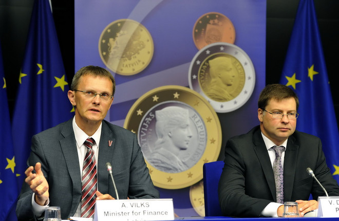 Latvia sẽ chính thức gia nhập Eurozone từ đầu năm 2014 ảnh 1