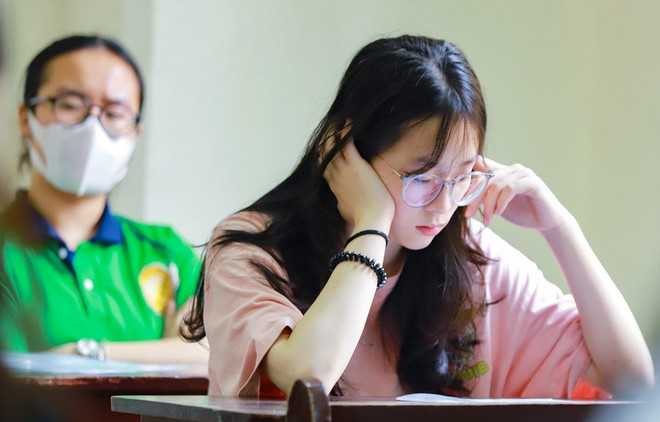 Cha mẹ nên đồng hành, chia sẻ giúp con giải tỏa áp lực thi cử ảnh 2