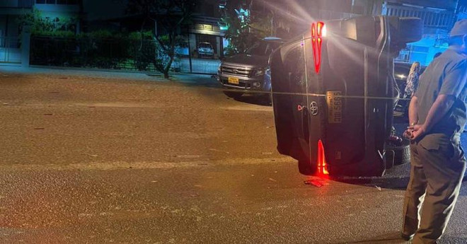 Lào phát hiện lượng ma túy tổng hợp lớn sau vụ tai nạn giao thông ảnh 1