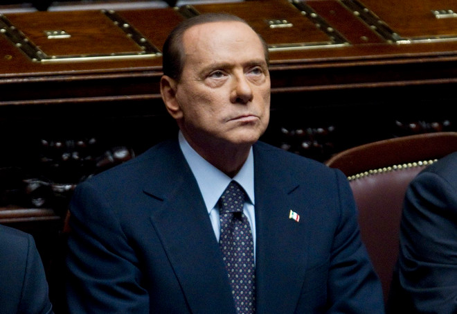 Cựu Thủ tướng Berlusconi tiếp tục bị cấm ra nước ngoài ảnh 1