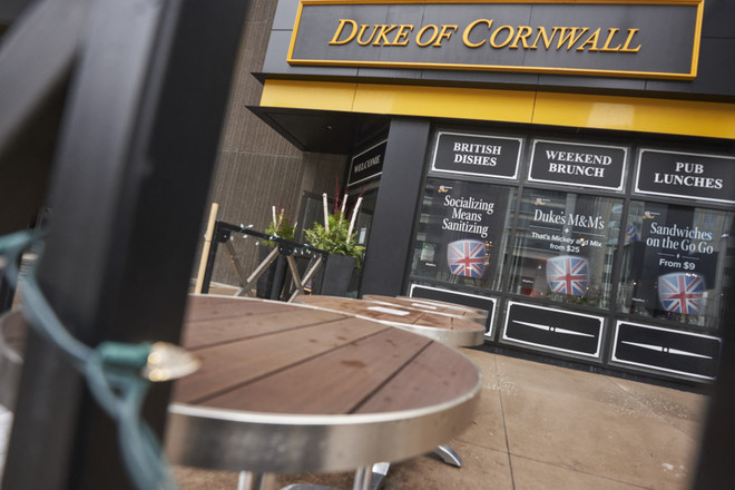 Kinh tế Canada vẫn ổn định bất chấp làn sóng lây nhiễm thứ ba ảnh 1