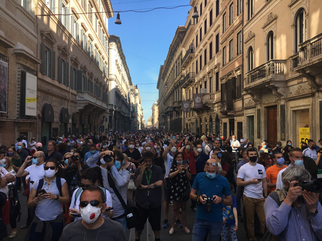 Italy kỷ niệm ngày Quốc khánh với nghi thức đơn giản do dịch bệnh ảnh 1