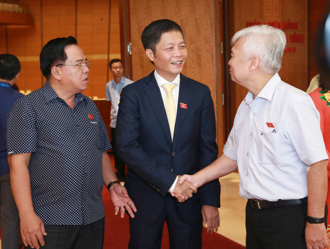 Bộ trưởng Công Thương: Giám sát chặt hoạt động tại khu kho ngoại quan ảnh 1