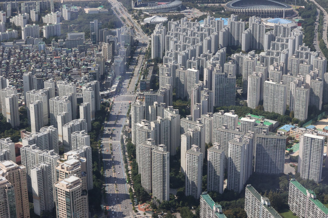 Hàn Quốc lo ngại giá nhà ở đắt đỏ kéo theo các hệ lụy kinh tế dài hạn ảnh 1