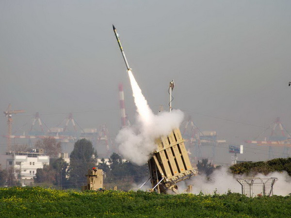 Israel bắn chặn thành công 5 quả rocket phóng từ Dải Gaza ảnh 1