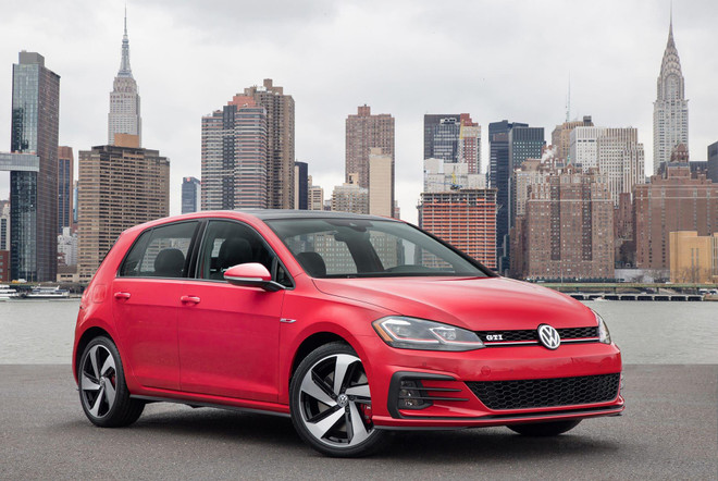 Audi chuẩn bị “xóa sổ” dòng xe TT lừng lẫy một thời ảnh 2