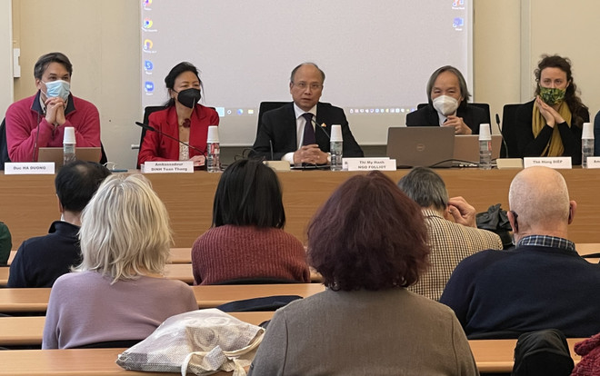 Ấn tượng đẹp buổi tọa đàm đầu Xuân “Việt Nam 2022” tại Pháp ảnh 2