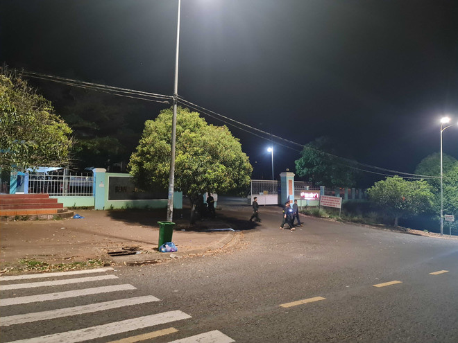 Truy bắt nghi phạm buôn ma túy bỏ trốn khi đang điều trị tại bệnh viện ảnh 1