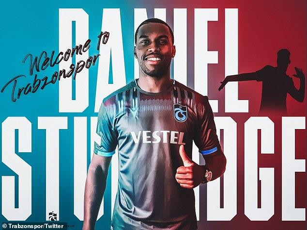 Daniel Sturridge gia nhập Trabzonspor với bản hợp đồng 3 năm. (Ảnh: Twitter) Daniel Sturridge bắt đầu tập luyện cùng đội bóng mới tại Thổ Nhĩ Kỳ ảnh 1