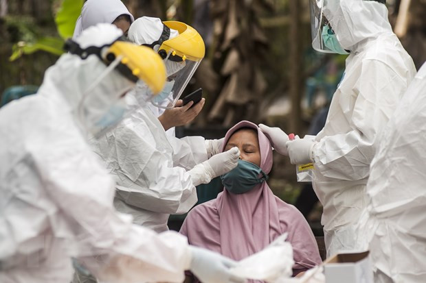 Indonesia điều tra nghi án tham nhũng mua thiết bị y tế phòng COVID-19 ảnh 1