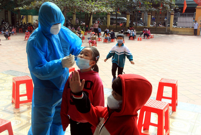 Thanh Hóa: Cách ly tập trung 131 học sinh, giáo viên do có ca F0 ảnh 1