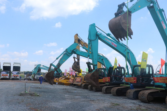 Động thổ xây dựng đường Vành đai 3 TP Hồ Chí Minh đoạn qua Long An ảnh 2