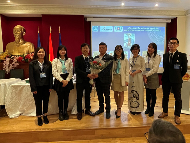 Hội Sinh viên VN tại Pháp đổi tên gọi, bầu ban chấp hành nhiệm kỳ mới ảnh 2