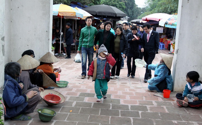 Thành phố Nha Trang quyết tâm xóa bỏ tình trạng lang thang xin ăn ảnh 1